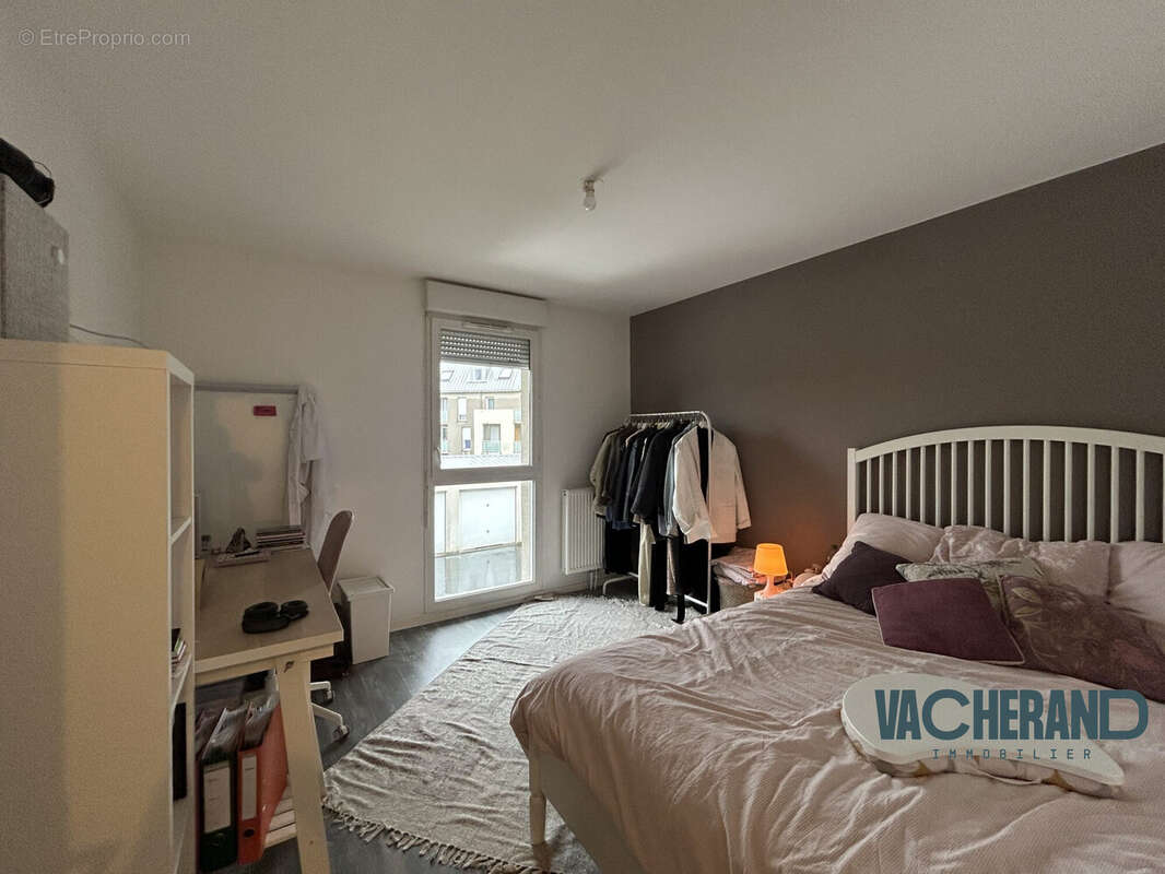 Chambre 1 - Appartement à LOOS