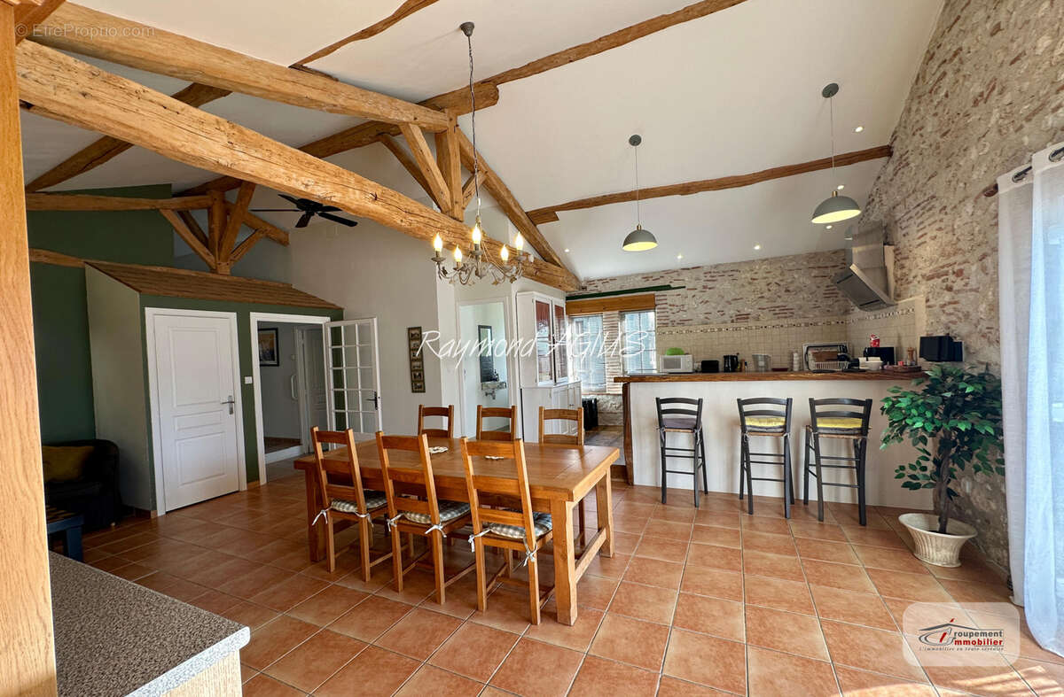 Maison à CASTELMORON-SUR-LOT