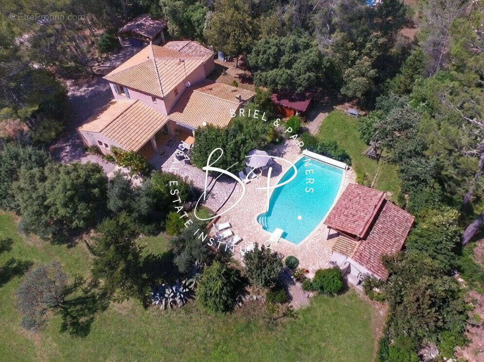 Maison à LORGUES