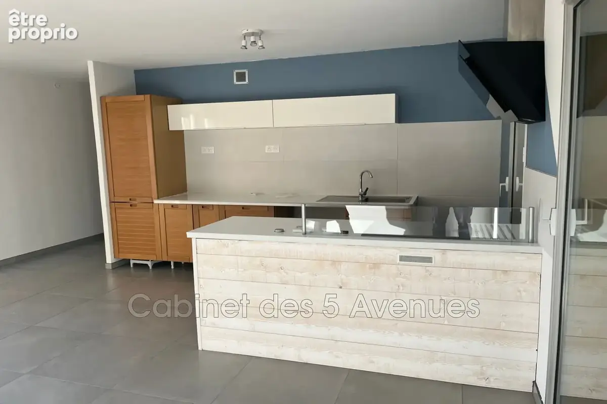 Appartement 2 pièces 50 m² à vendre à Marseille-13e (13013) - photo 3