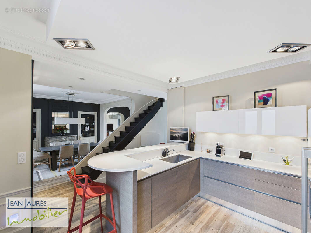 Maison à SAINTE-SAVINE