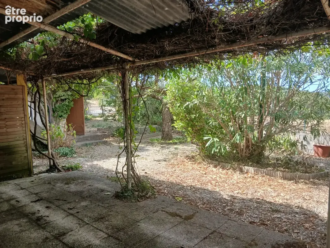 Vente  - mas de village - 80m2 - 3 pieces - laval pradel - photo 3