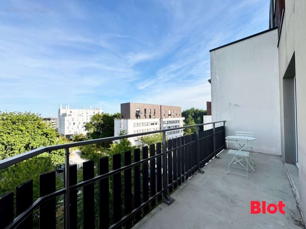 Appartement 44 m² à Rennes  - photo 2