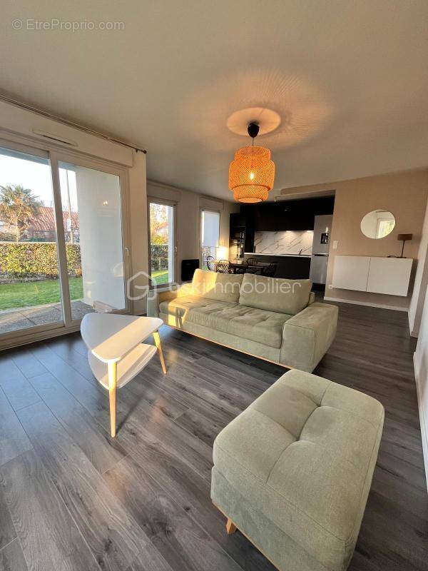 Appartement à SAINT-SEBASTIEN-SUR-LOIRE
