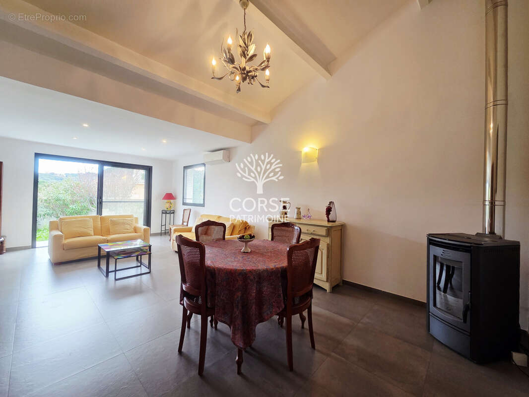 Maison à PORTO-VECCHIO