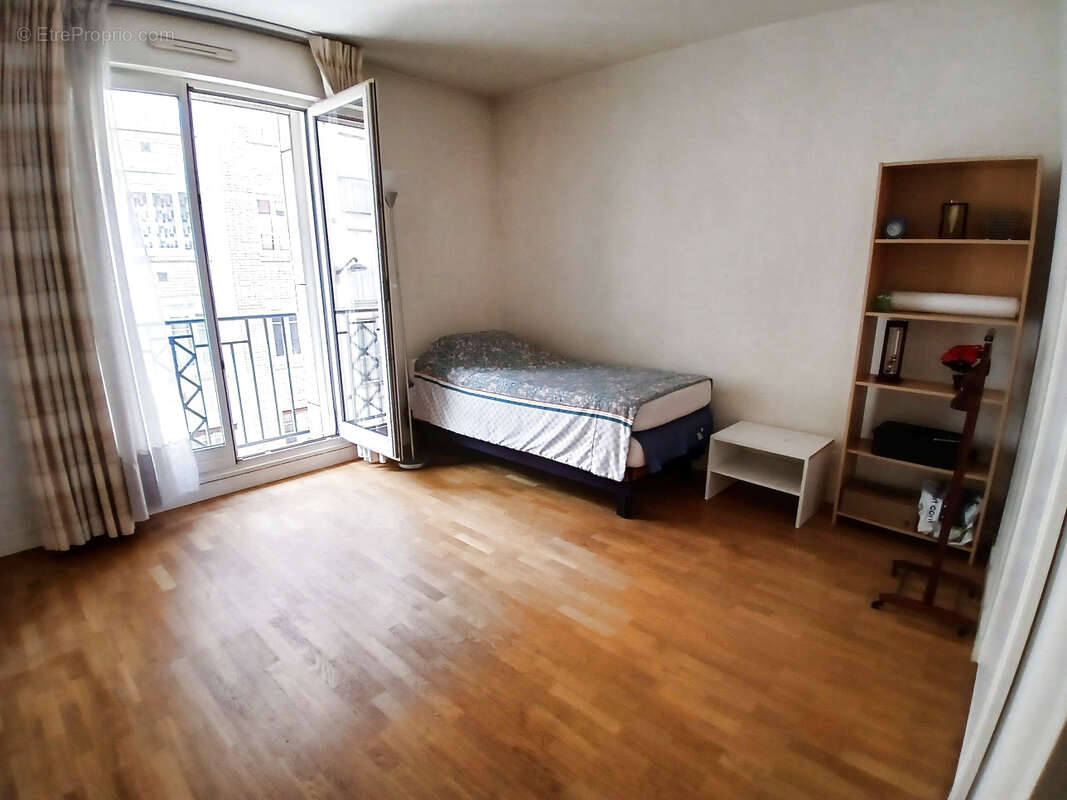 Appartement à PARIS-12E