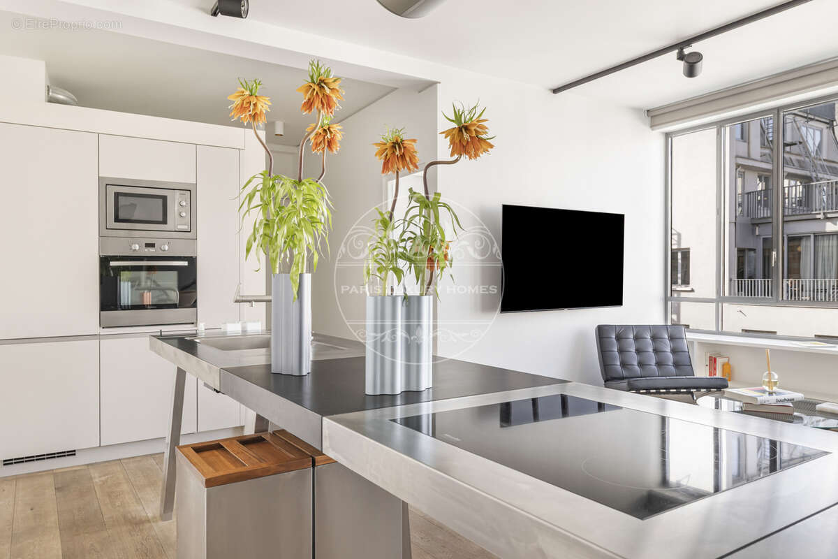 Appartement à PARIS-2E