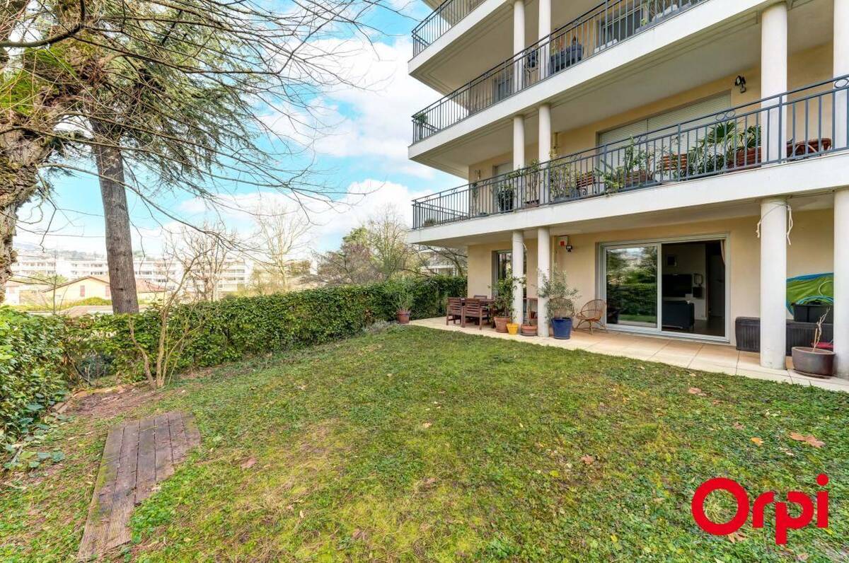 Appartement à CALUIRE-ET-CUIRE