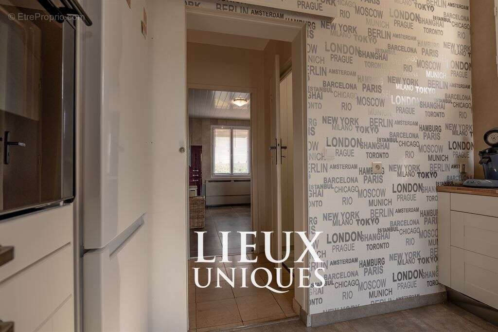 Lieux uniques ® x propriétés privées propose maison de  187 m² sur un terrain de 1295 m² à cellettes - photo 22