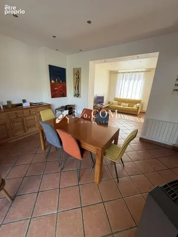 Maison de Ville, entièrement rénovée, 2 chambres, terrasse e - photo 2