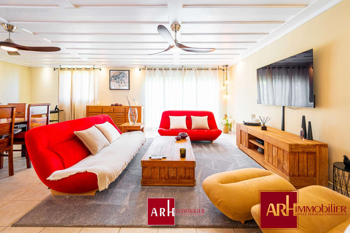 Maison à SAINT-DENIS