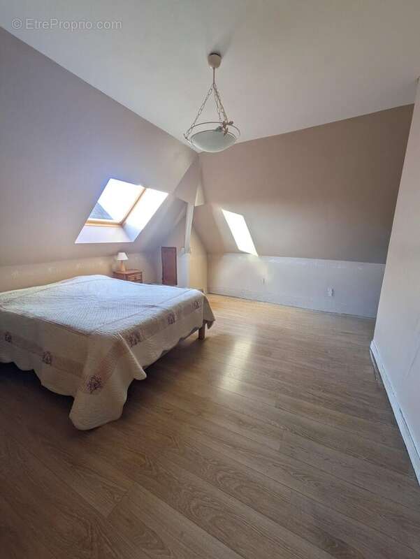 Maison 199 m² à Sissy  - photo 8