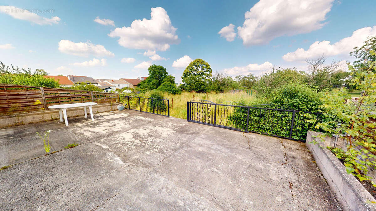 Appartement à MONTOY-FLANVILLE