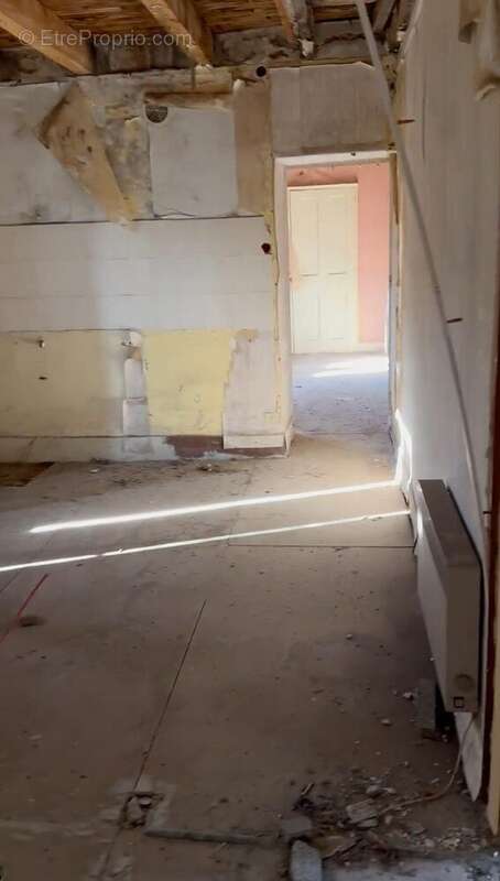 Appartement 210 m² à Saint-Bueil  - photo 4