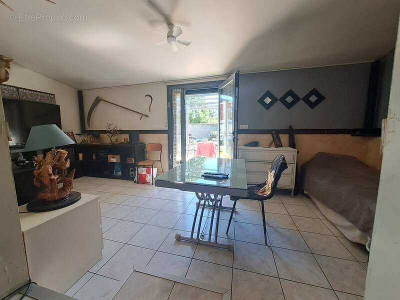 Vente EXCLUSIVITÉ : Maison Plain-Pied 77m² + Jardin – Opportunité Prix 250000€ Fai– Chasse-sur-Rhône  ​ - photo 5