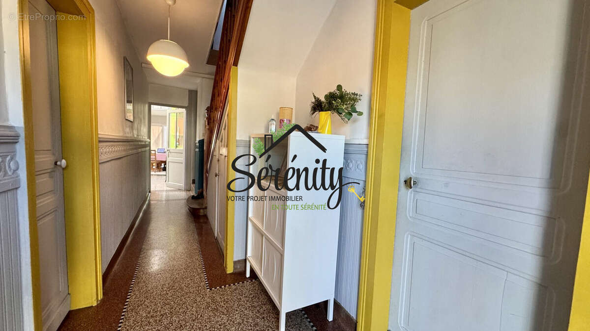 Maison à WALINCOURT-SELVIGNY