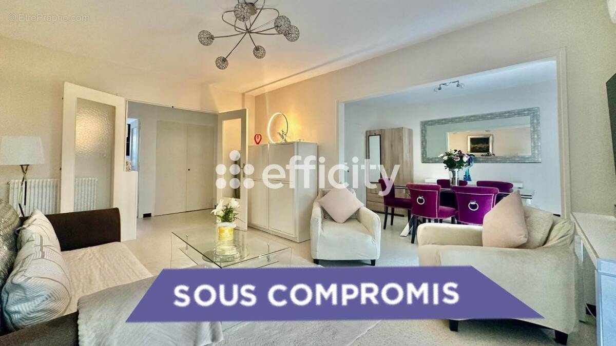 Appartement à VALLAURIS