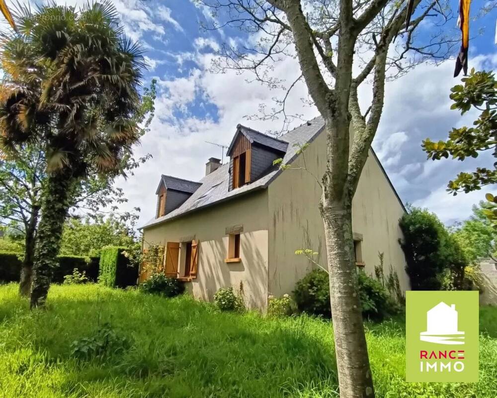 Maison à LE MINIHIC-SUR-RANCE