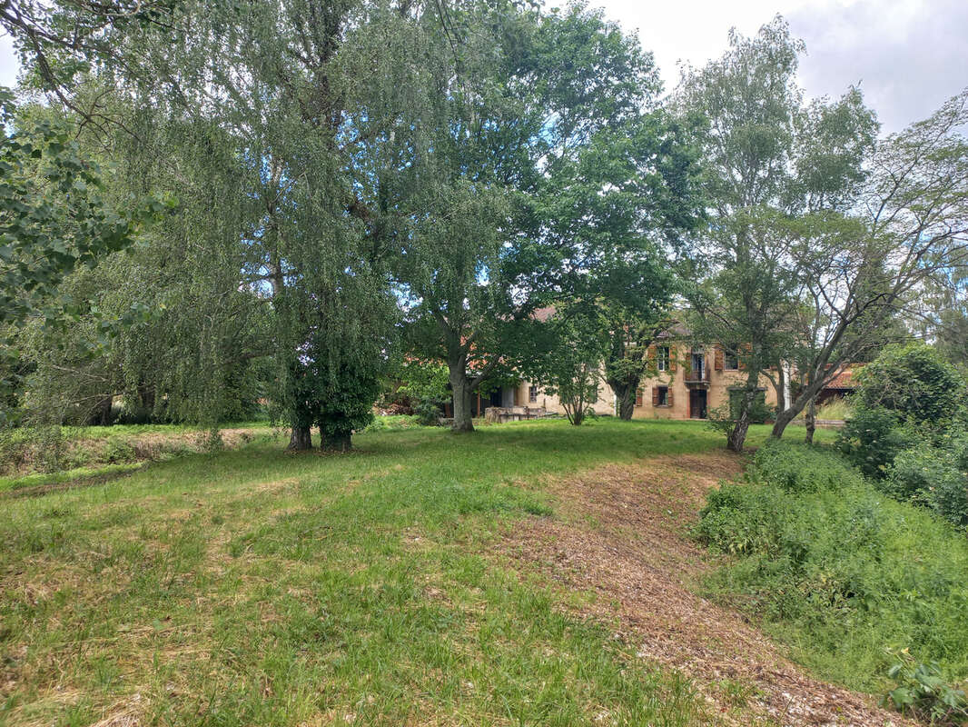 Maison à MIRANDE