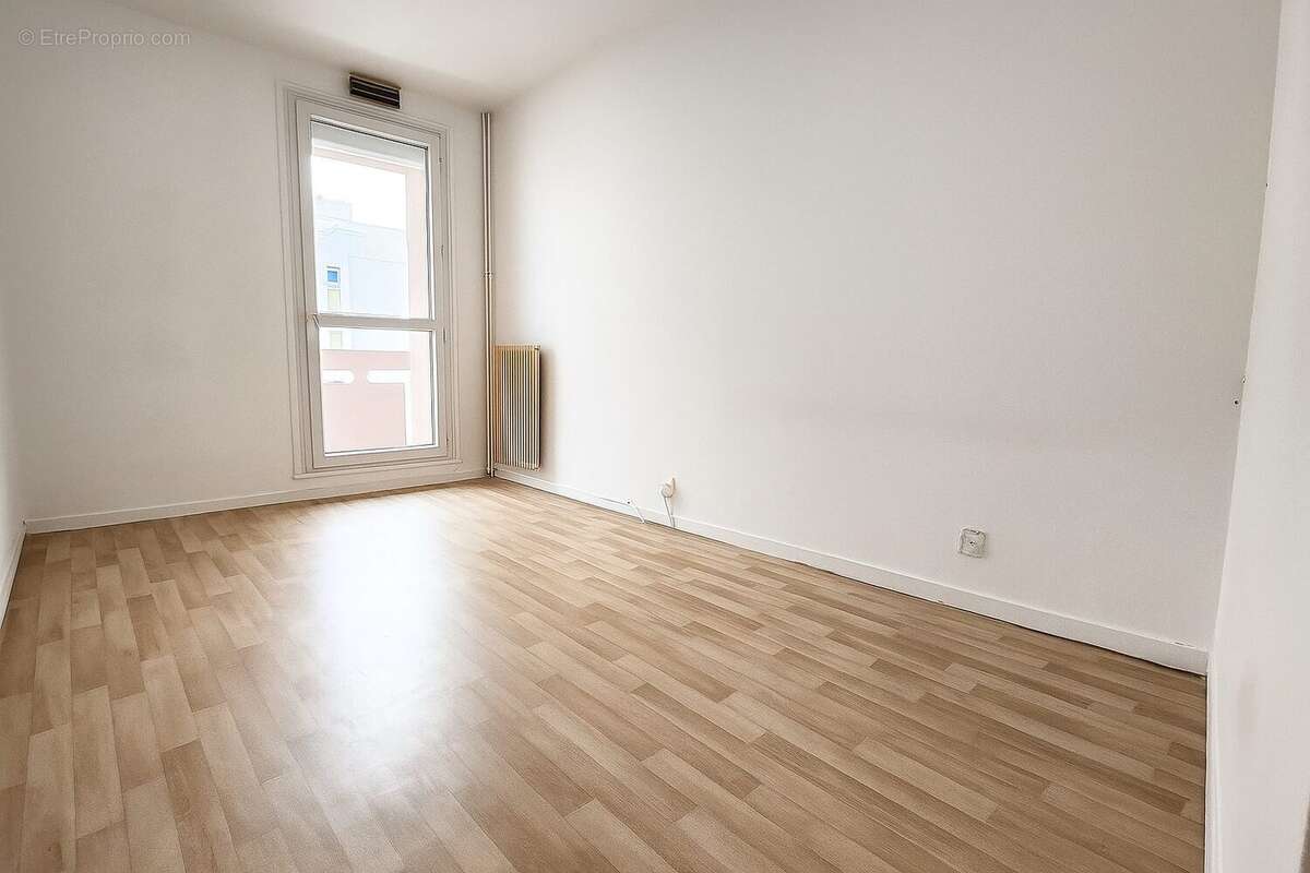 Appartement à MAISONS-ALFORT