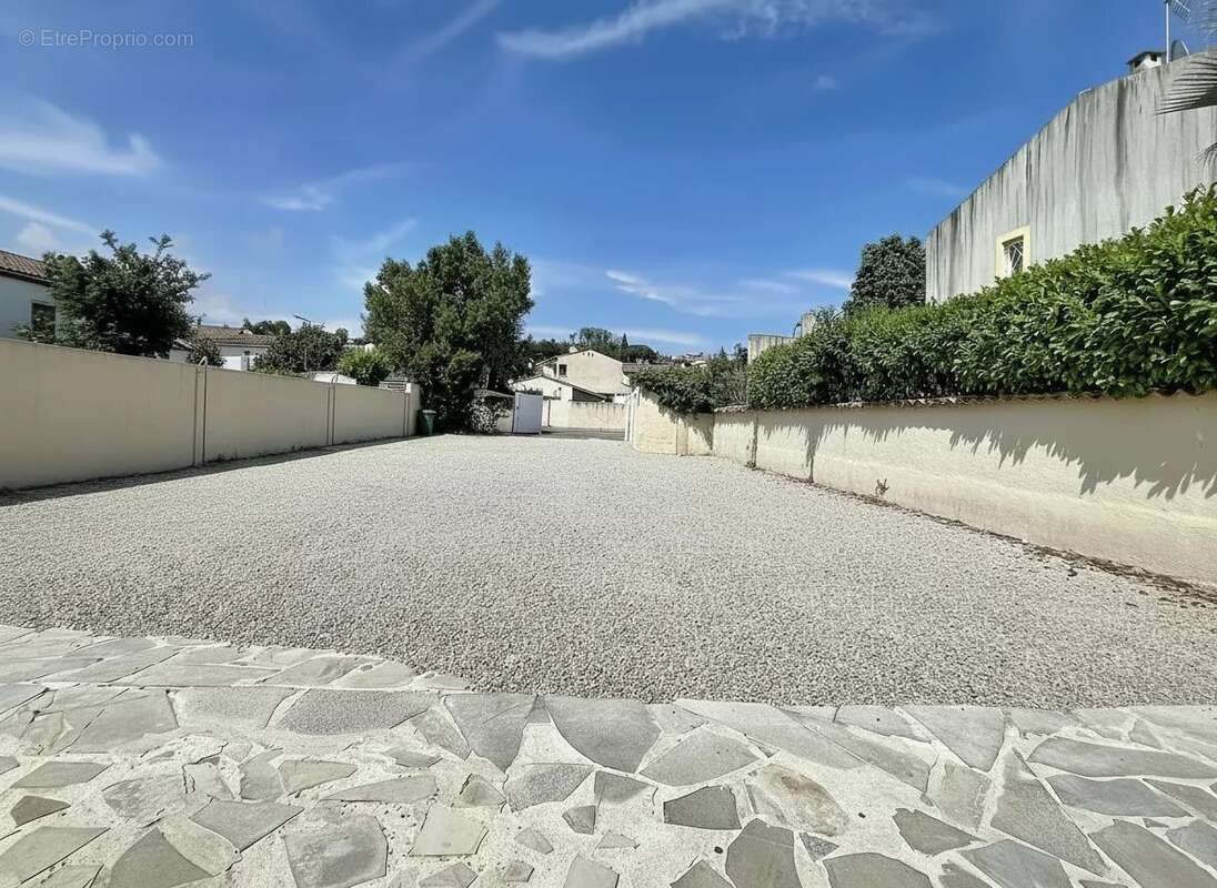 Maison à VILLENEUVE-LOUBET