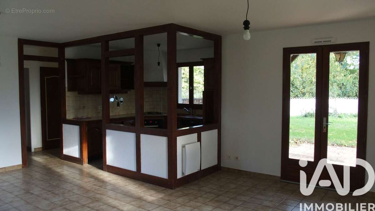 Photo 5 - Maison à VIVONNE