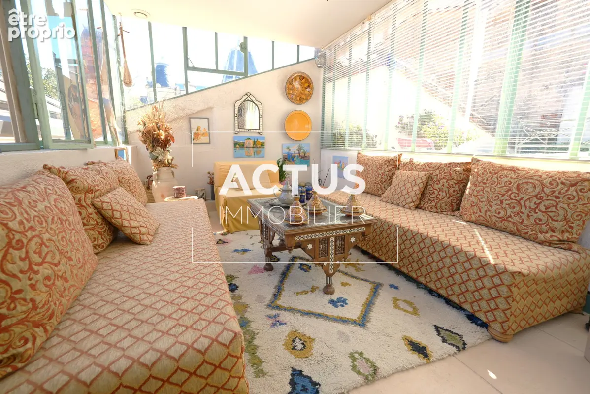 Appartement 4 pièces 108 m² à vendre à Salon-De-Provence (13300) - photo 6