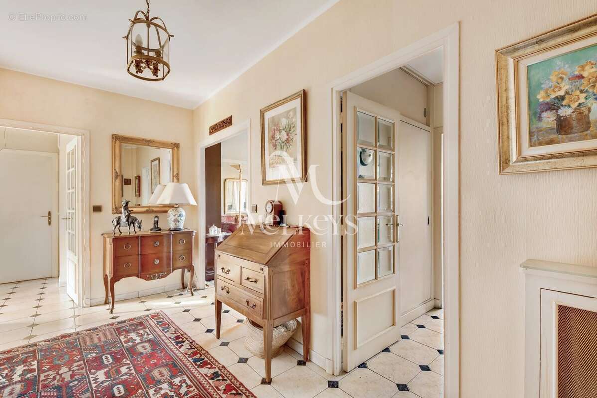 Appartement à BOULOGNE-BILLANCOURT