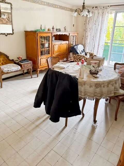 Appartement à SALON-DE-PROVENCE