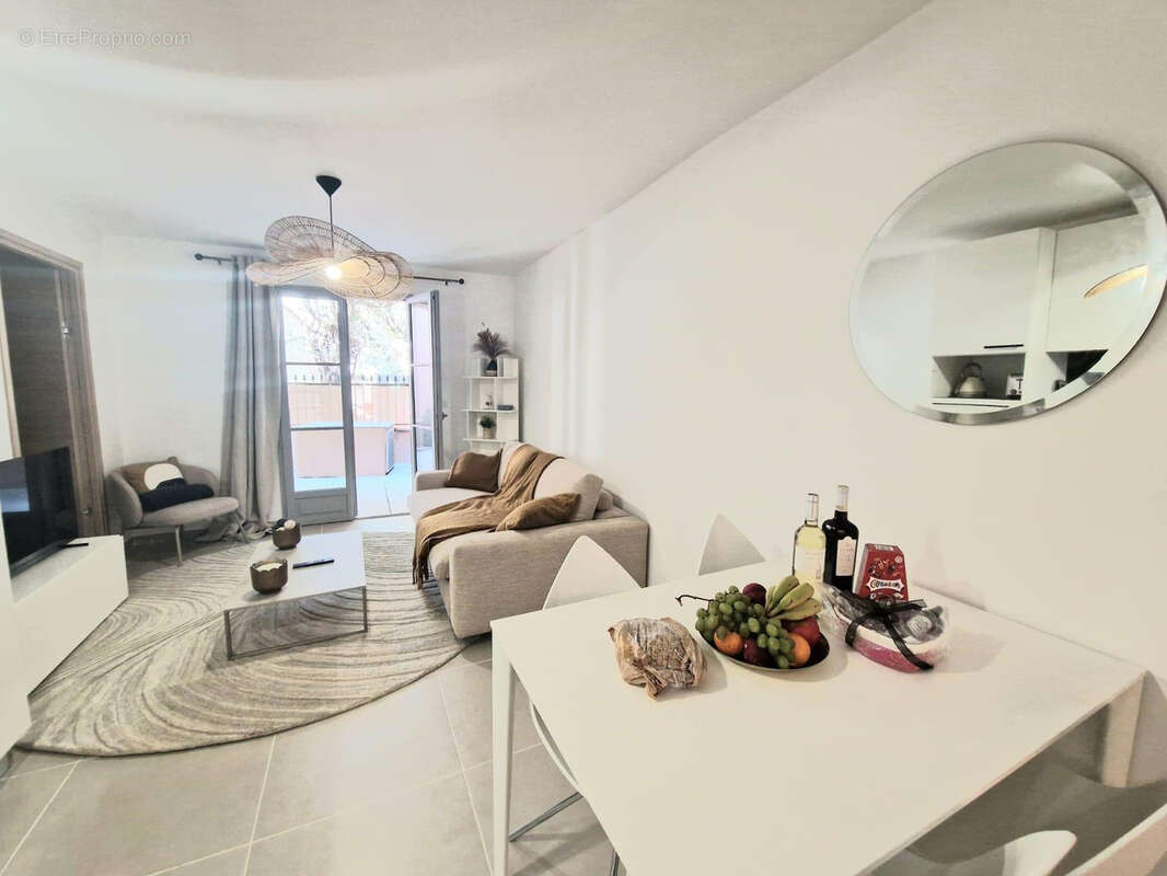 Appartement à SAINT-TROPEZ