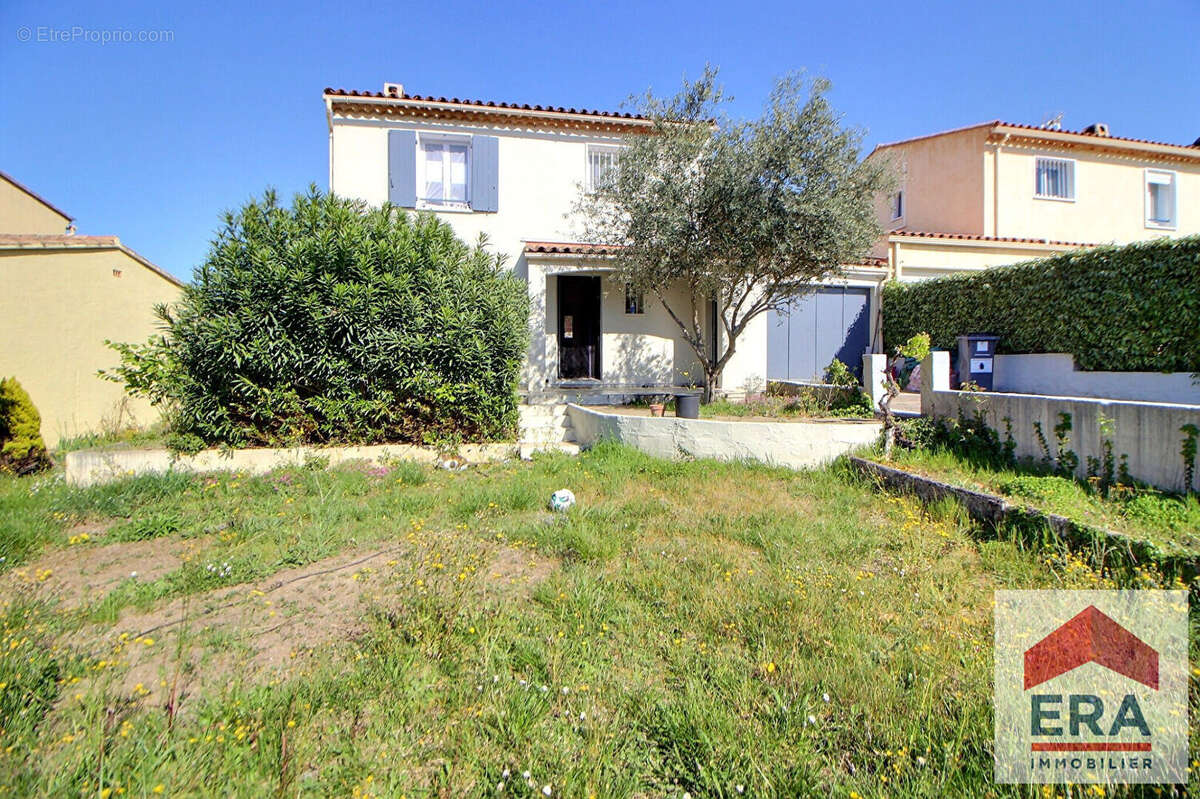 Maison à SAINT-PAUL-TROIS-CHATEAUX