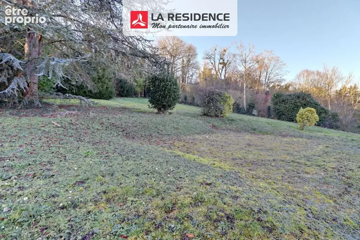 Maison 200 m² à Le Pecq  - photo 8