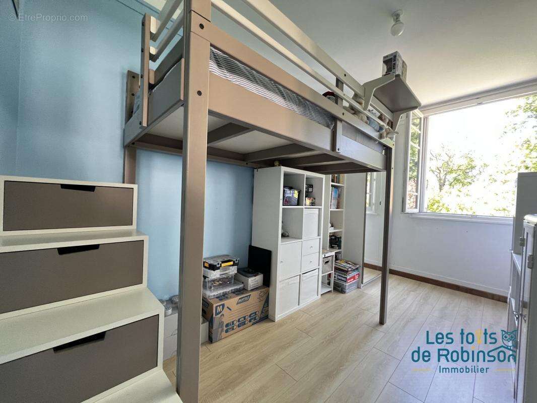 Maison à LE PLESSIS-ROBINSON