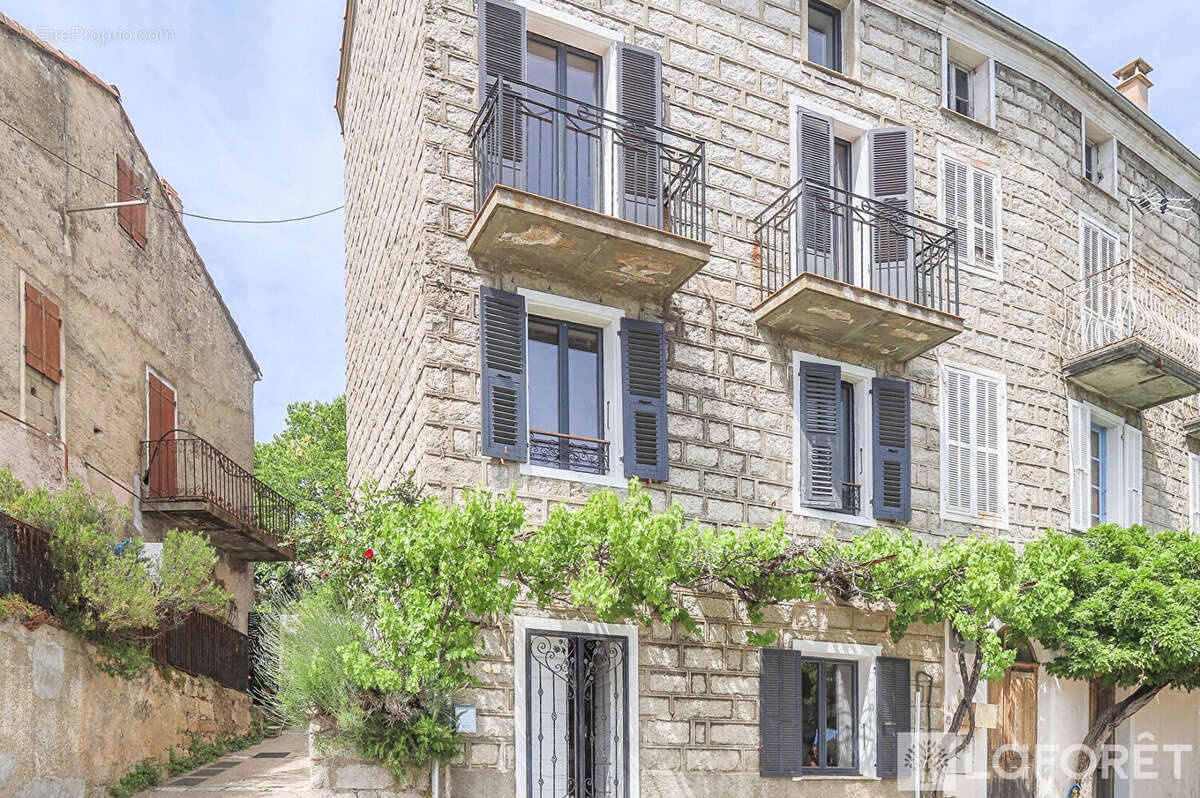 Maison de caractère avec vue exceptionnelle sur les montagnes - photo 2