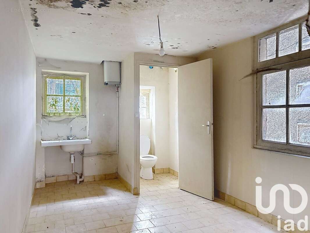 Photo 8 - Maison à BEAULIEU-SUR-LAYON