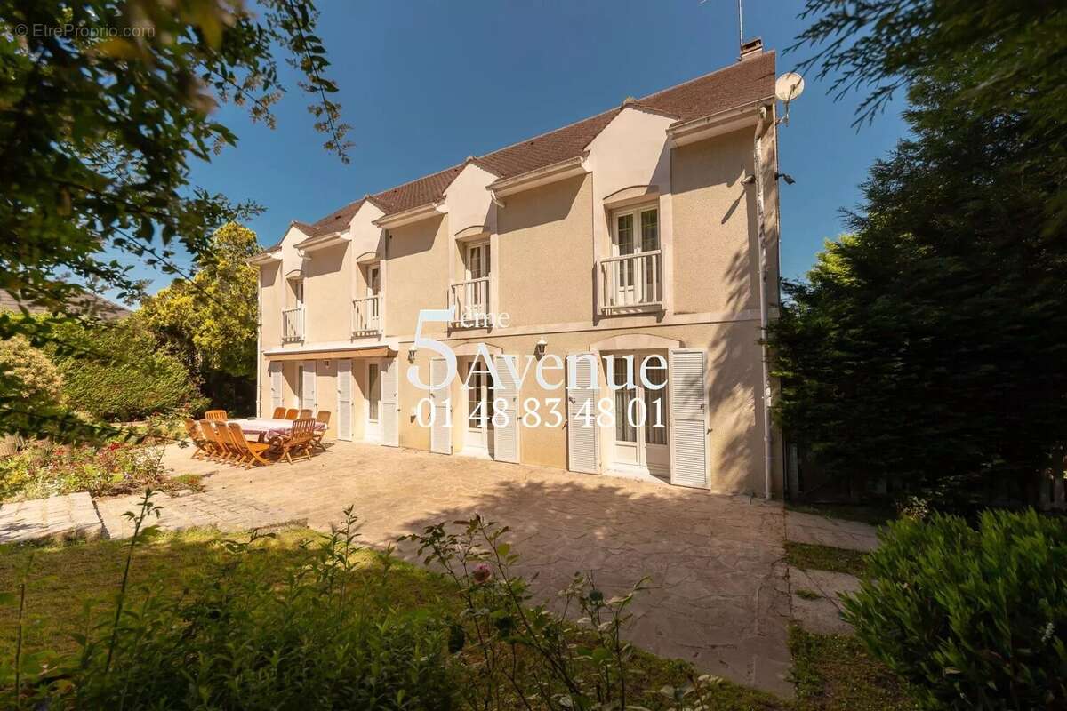 Maison à LAGNY-SUR-MARNE