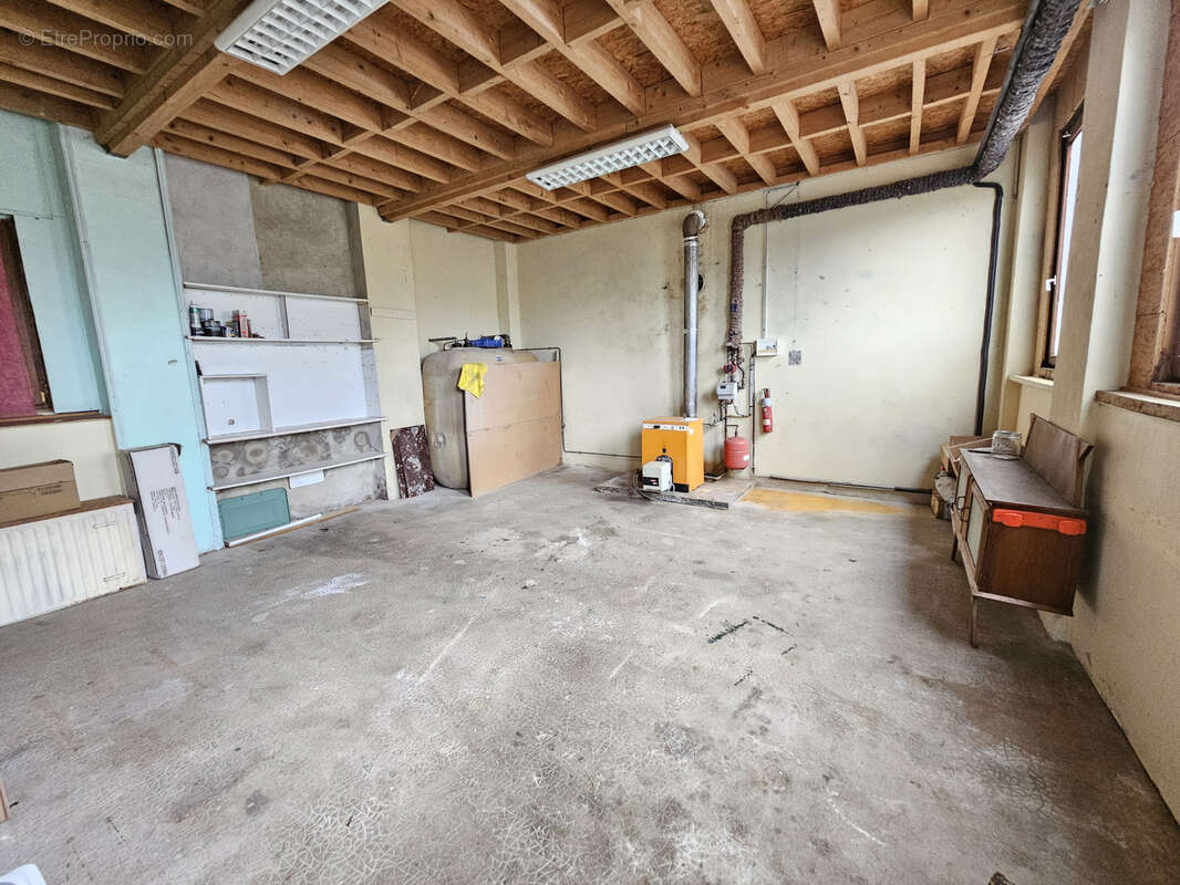 Maison à SAINT-CLAIR-DE-HALOUZE