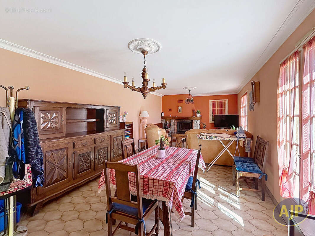Maison à RUFFIGNE