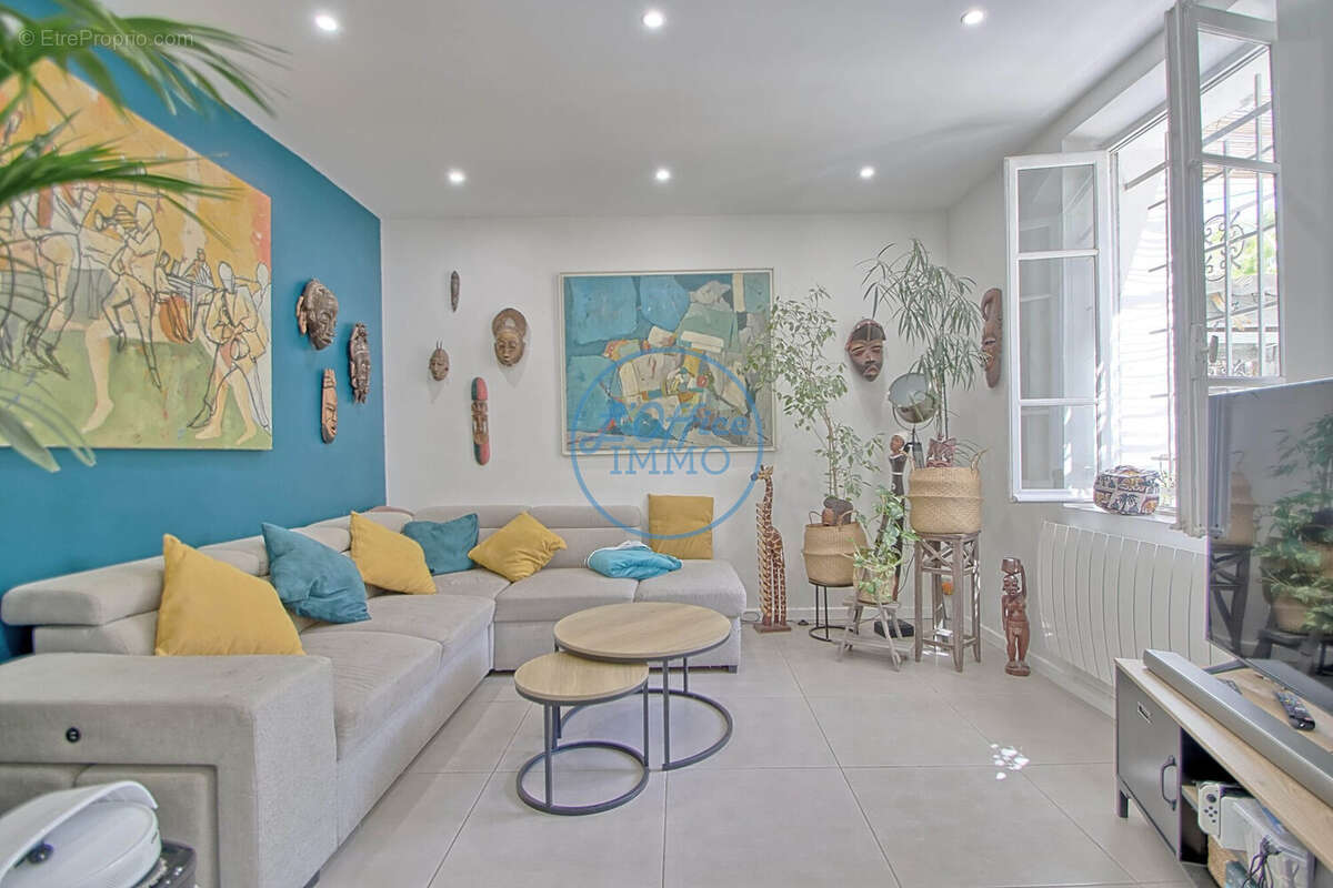 Maison 153 m² à Toulon  - photo 2