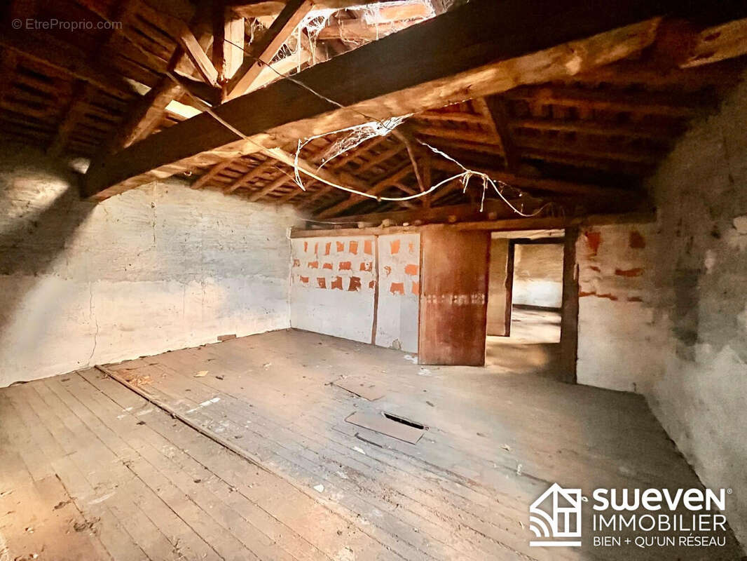 Maison 110 m² à Couladere  - photo 8