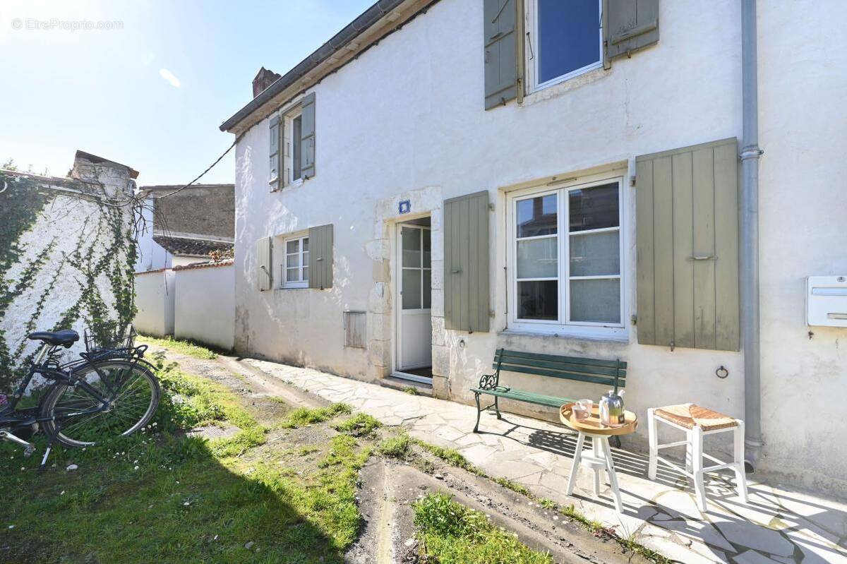 Maison à LA COUARDE-SUR-MER