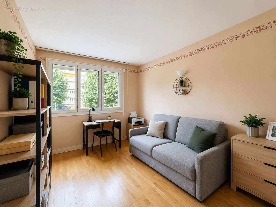 Troyes - appartement t5 avec balcon et garage vendu loué - photo 7