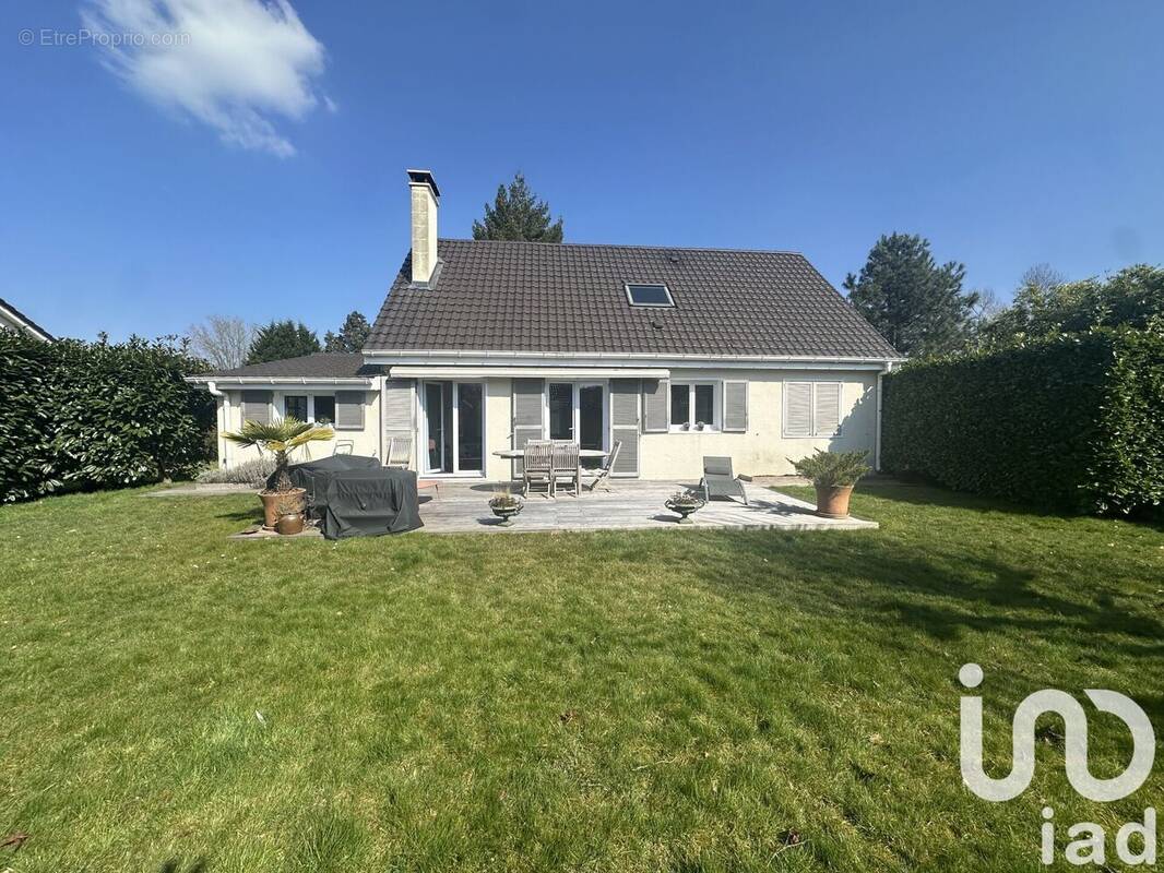 Photo 1 - Maison à LESIGNY