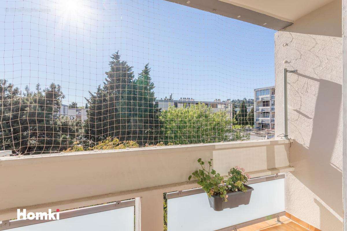Appartement à MARSEILLE-12E