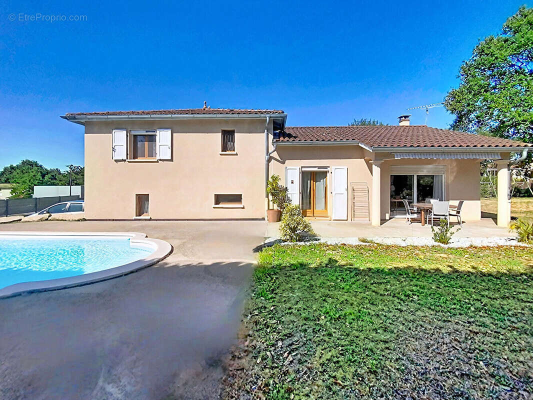 Maison familiale avec pisicne - photo 9