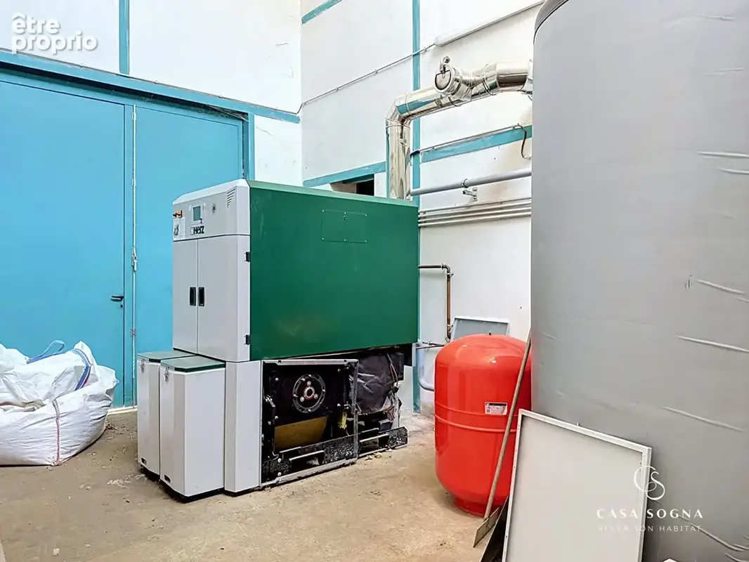 Local d'activité/industriel - 1000 m² - Saint-Étienne-des-Oullières - photo 5