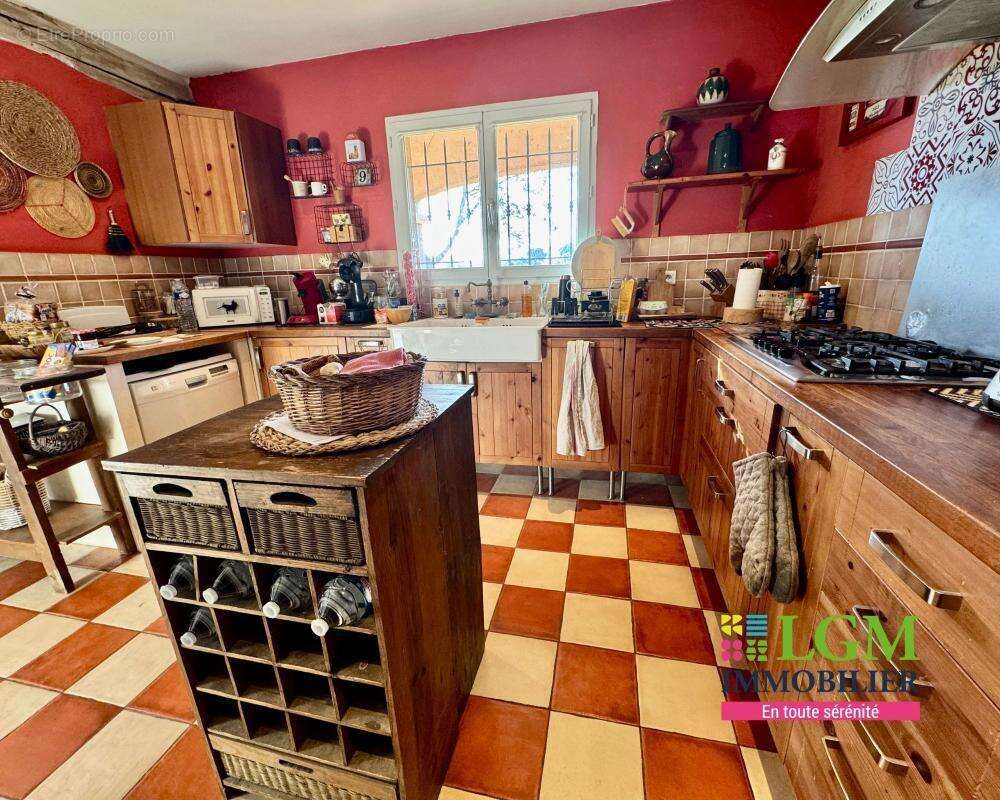 Maison à PLAN-DE-LA-TOUR