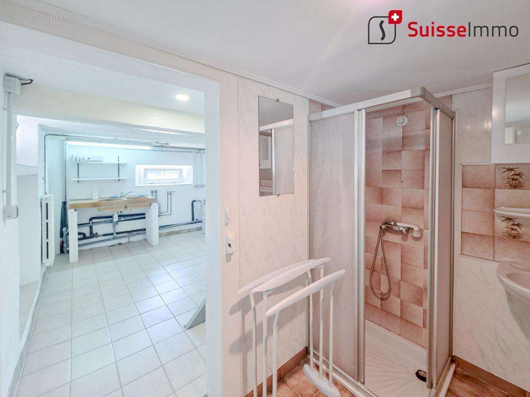 Maison à PONT-DE-ROIDE