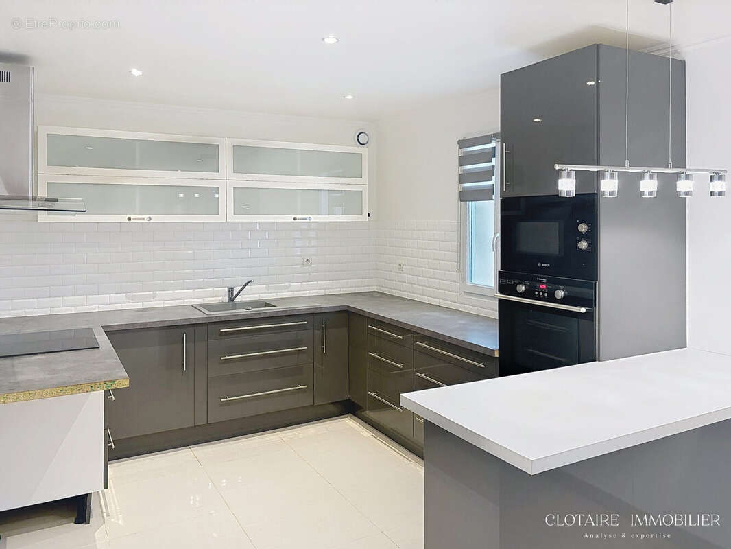 Maison à CHEVINCOURT