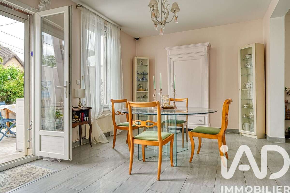 Photo 9 - Maison à POISSY